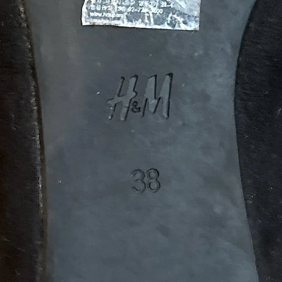 H&M / Black Flats / Suede / US 38 / 7 - Picture 5 of 5